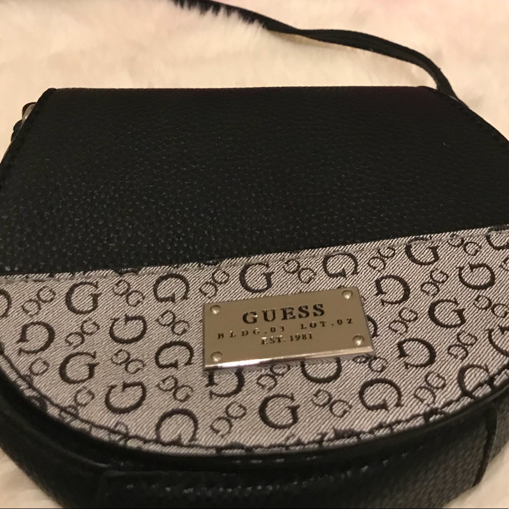 💕G by Guess crossbody bag💕